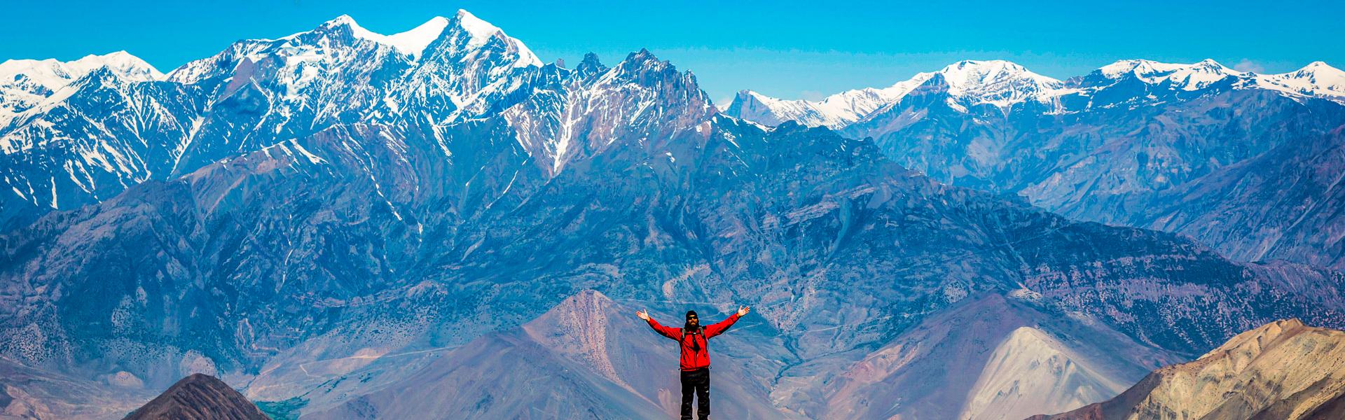 Stolzer Wanderer im Annapurna-Gebiet |  Sebastien Cote, iStockphoto.com / Chamleon